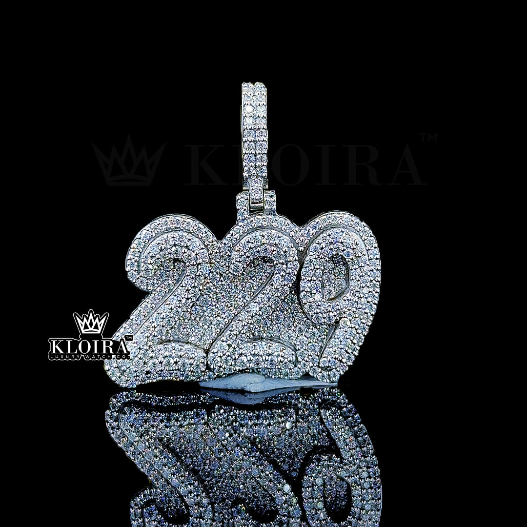 229 Hustle Insignia Pendant Front