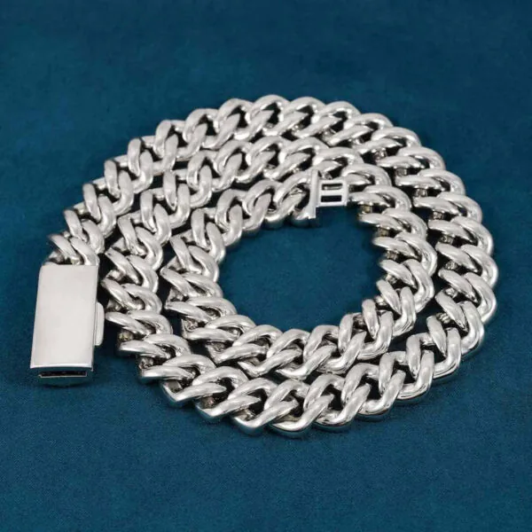 16mm Round Moissanite Cuban Link Chain Glorix in 14K White Gold Back