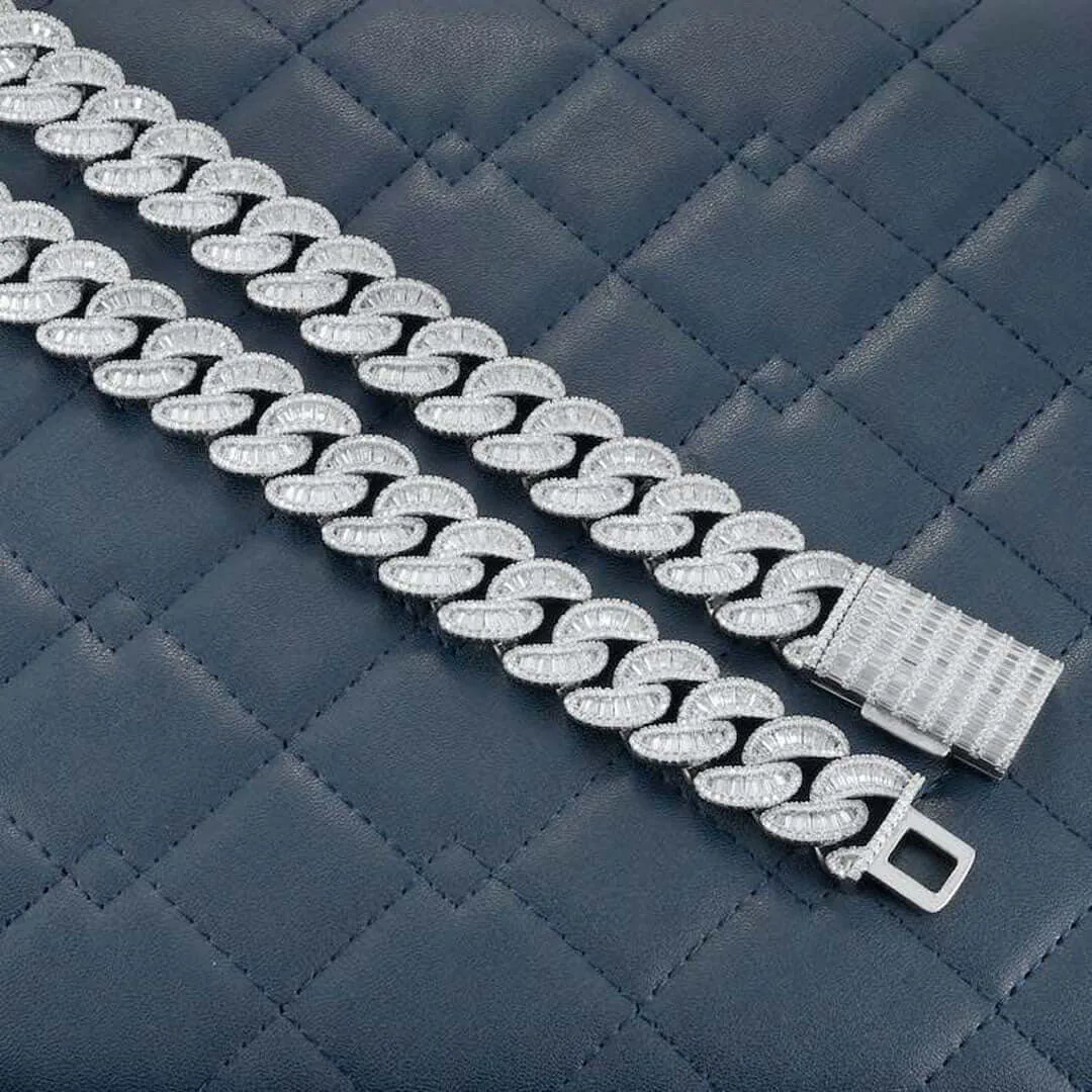 20mm Emerald Moissanite Cuban Link Chain Elite Weave in 14K White Gold Closeup Clasp Lock