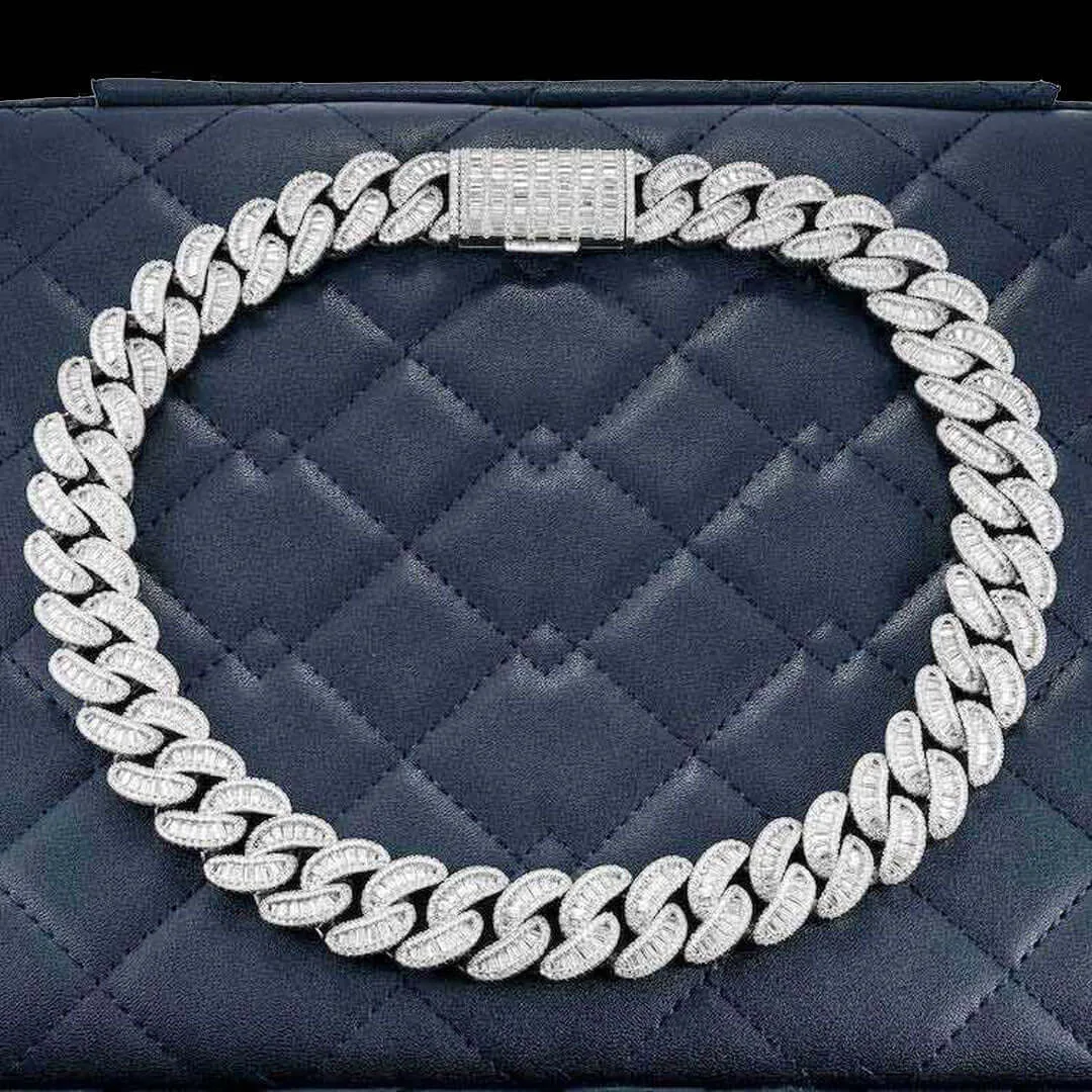 20mm Emerald Moissanite Cuban Link Chain Elite Weave in 14K White Gold Closeup Full Chain