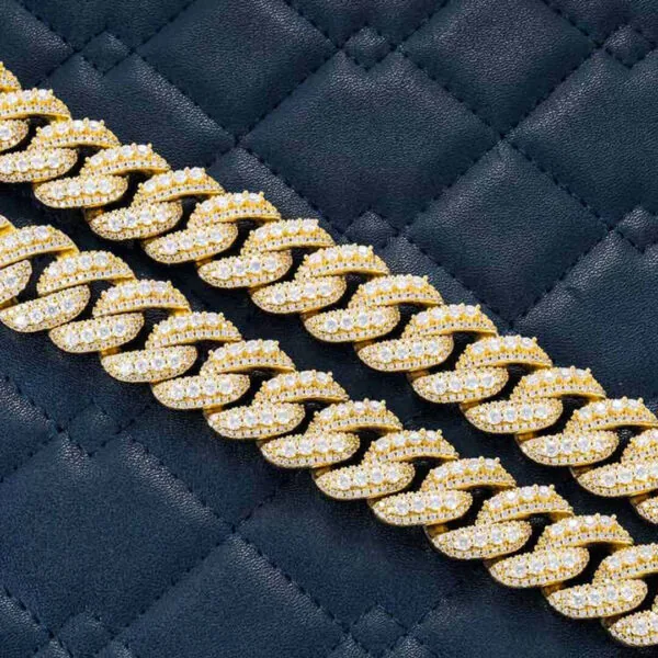 20mm Round Moissanite Cuban Link Chain BoldWeave in 14K Yellow Gold Closeup Chain