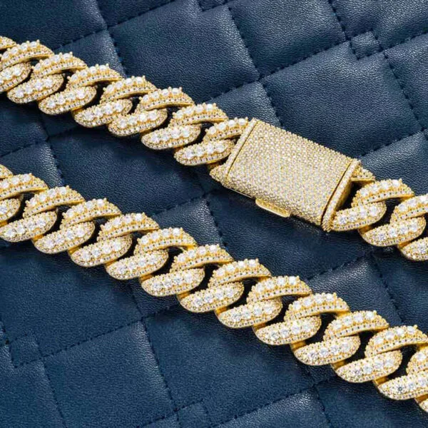 20mm Round Moissanite Cuban Link Chain BoldWeave in 14K Yellow Gold Closeup Clasp