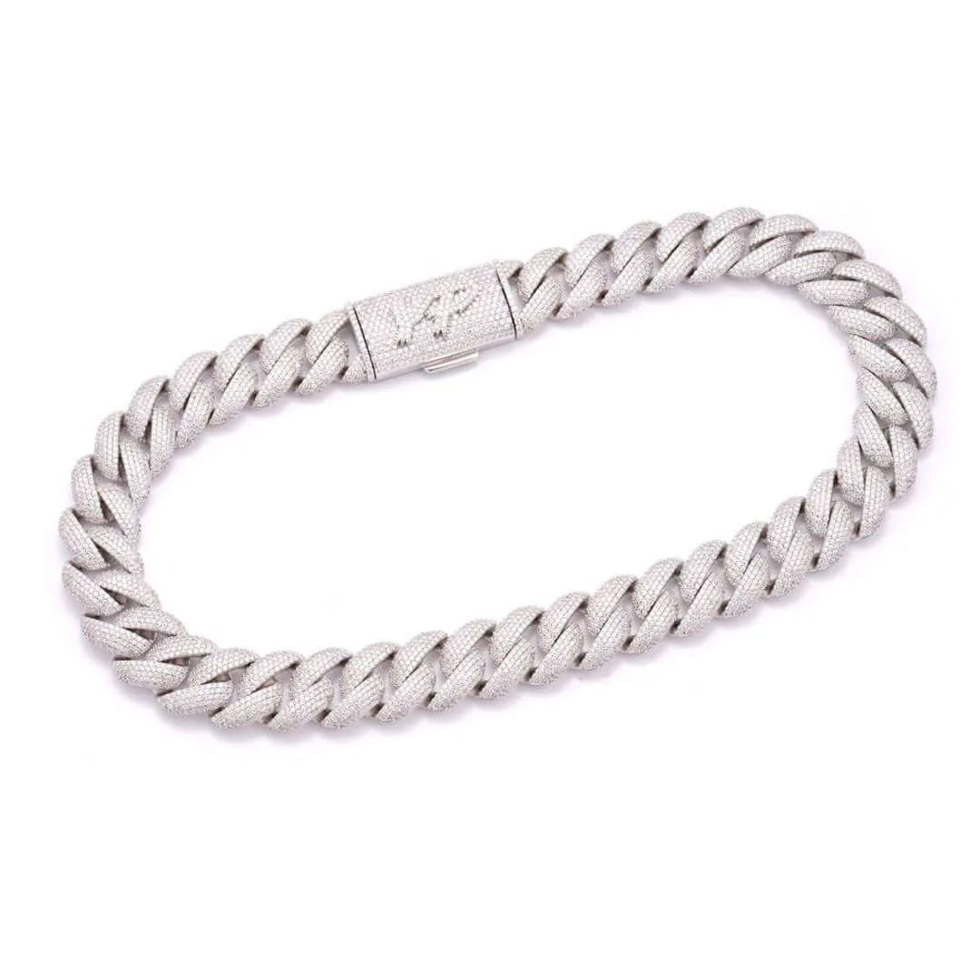 22mm Round Moissanite Cuban Link Chain GoldTwist in 14K White Gold Closeup Front