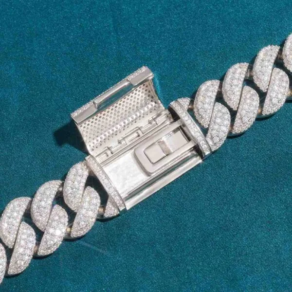 23mm Round Moissanite Cuban Link Chain Glacierlink in 14K White Gold Closeup Clasp
