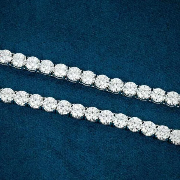 6mm Round Moissanite Tennis Chain FrostGlow in 14K White Gold Closeup Middle View