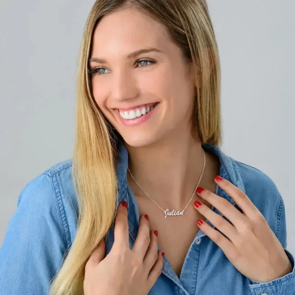 Custom Classic Name Pendant Necklace in 14K Gold