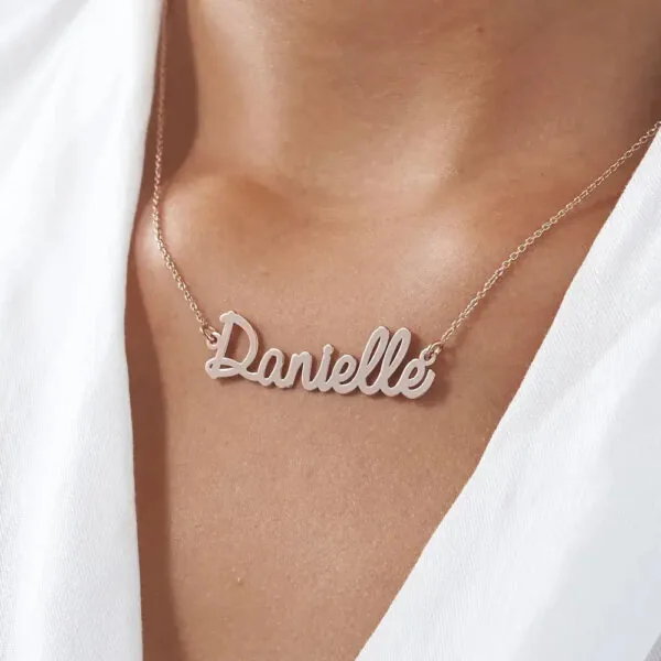 Custom Exclusive Name Pendant in 14K Gold