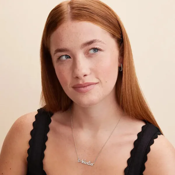 Custom Sophisticated Name Pendant Necklace in 14K Gold