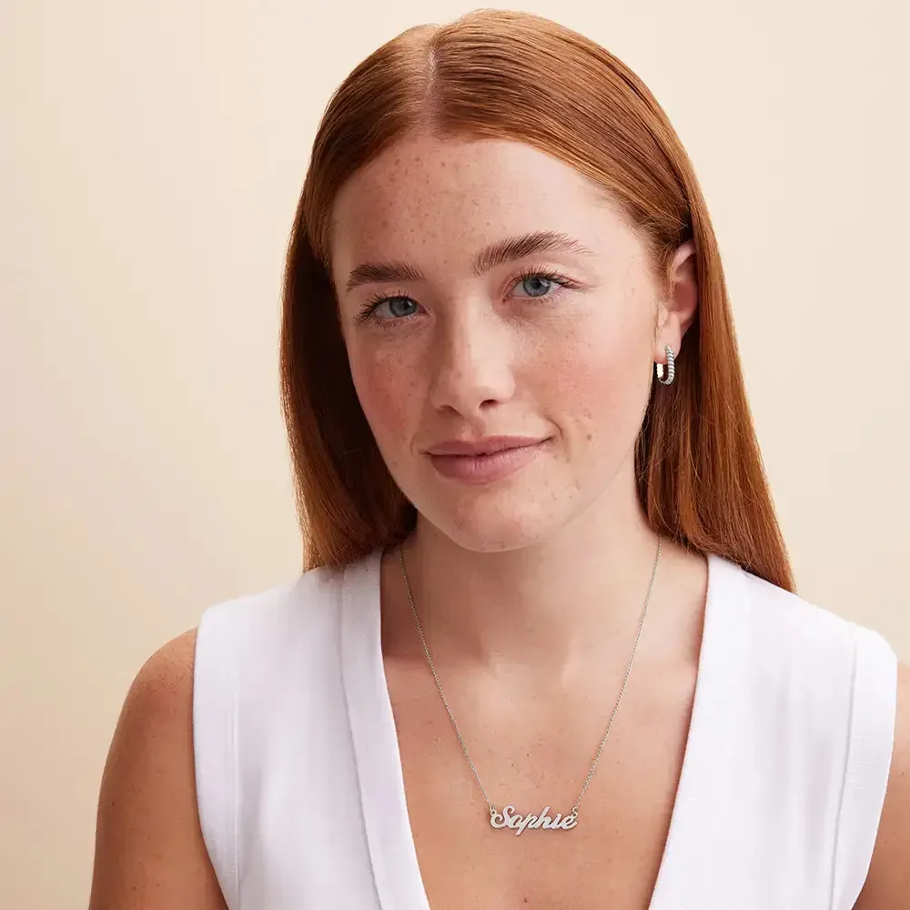 Custom Stylish Name Pendant Necklace in 14K Gold