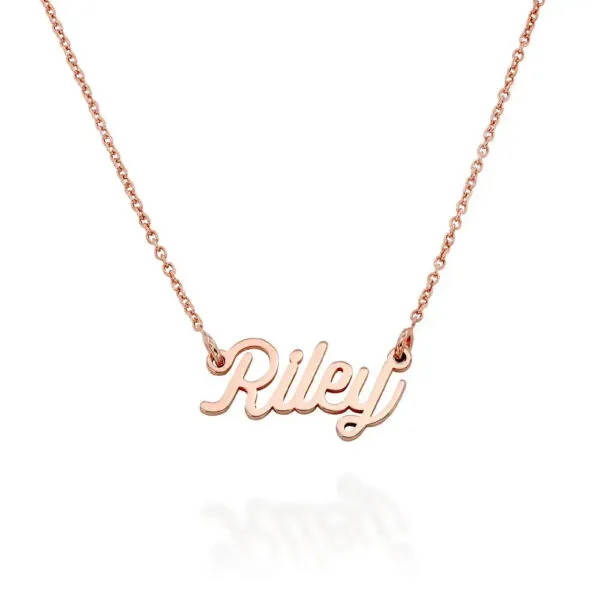 Custom Graceful Name Pendant in 14K Gold