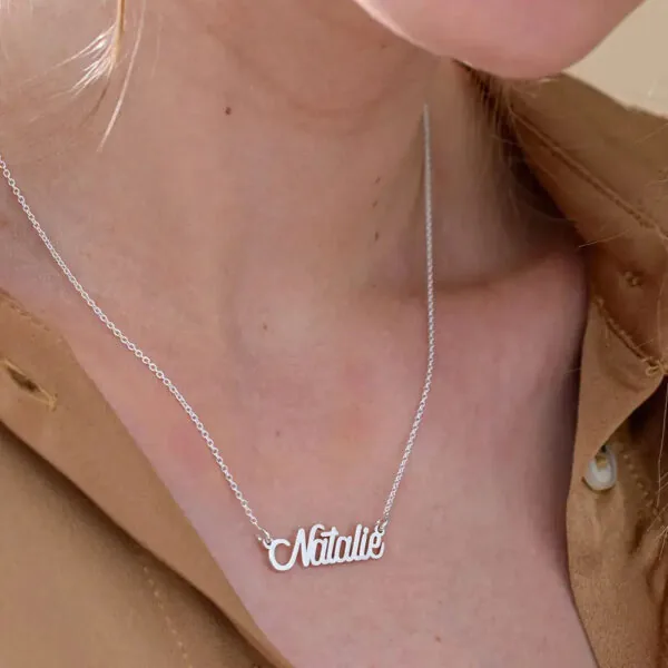 Custom Graceful Name Pendant in 14K Gold
