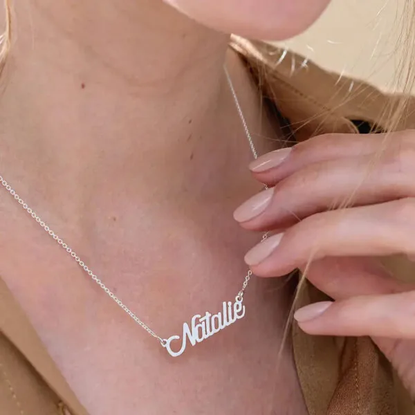 Custom Graceful Name Pendant in 14K Gold