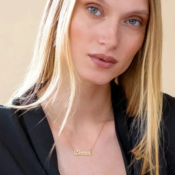 Custom Graceful Name Pendant in 14K Gold