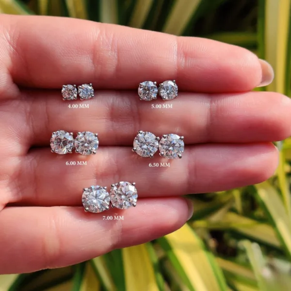 Moissanite Stud Earrings - Moissanite Stud Earrings