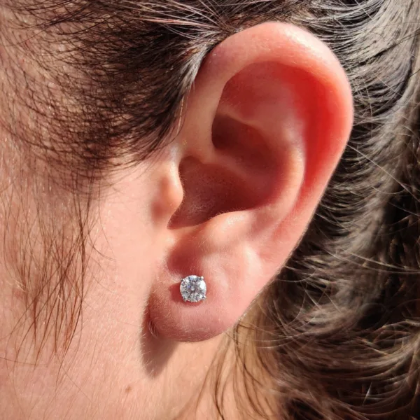 Moissanite Stud Earrings - Moissanite Stud Earrings