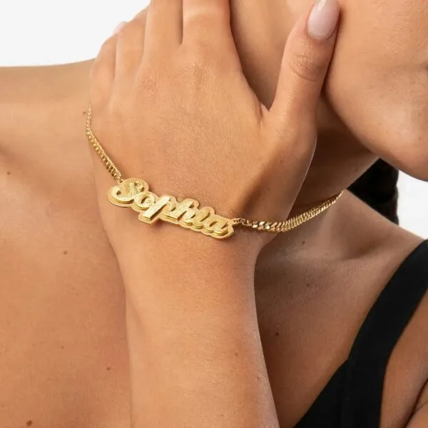 Personalized Elegant Script Name Pendant in 14K Gold