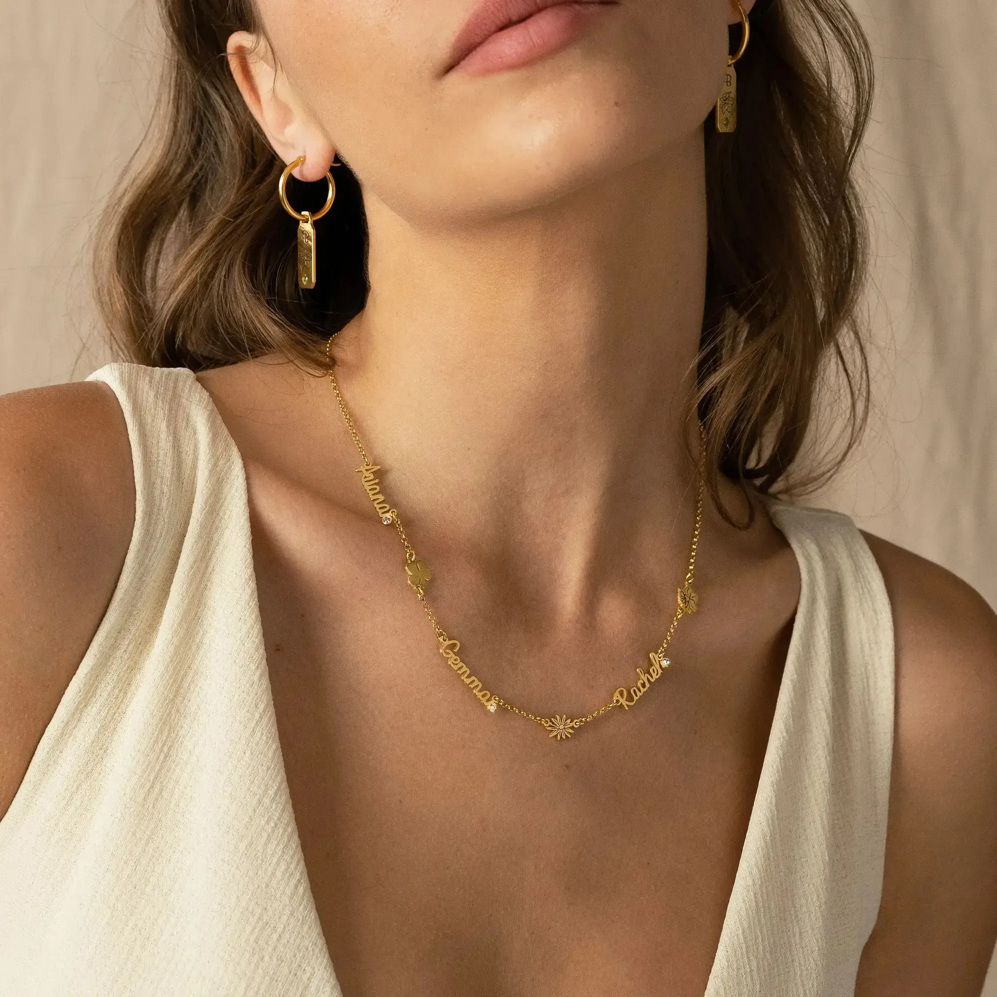 Personalized Stylish Name Pendant Necklace in 14K Gold